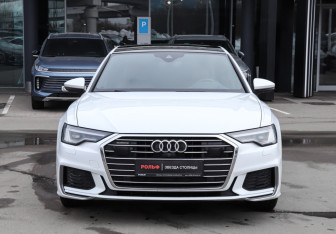 Подержанный автомобиль Audi A6 Sedan 2020 года (2 фото)