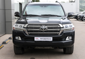 Подержанный автомобиль Toyota Land Cruiser Suv 2017 года (2 фото)