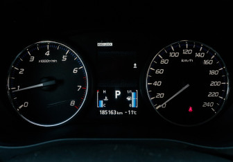 Подержанный автомобиль Mitsubishi Outlander 2012 года (15 фото)