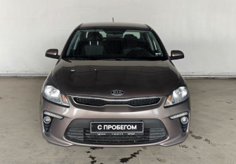 Подержанный автомобиль Kia Rio Sedan 2019 года (2 фото)