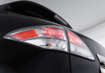 Подержанный автомобиль Lexus RX 2008 года (22 фото)