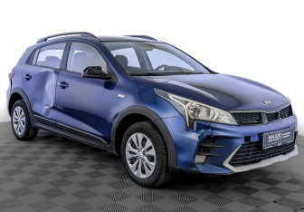 Подержанный автомобиль Kia Rio Hatchback 2021 года (3 фото)