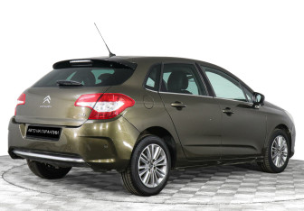 Подержанный автомобиль Citroen C4 Hatchback 2012 года (3 фото)