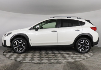 Подержанный автомобиль Subaru XV 2019 года (8 фото)