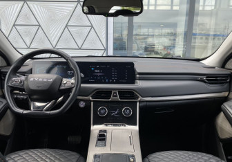 Подержанный автомобиль Exeed TXL 2021 года (12 фото)