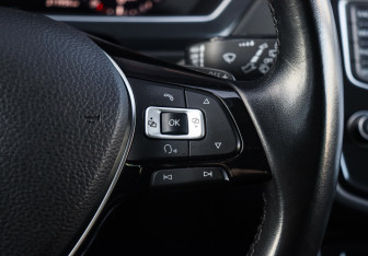 Подержанный автомобиль Volkswagen Tiguan 2017 года (27 фото)