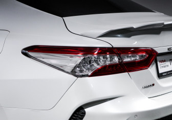 Подержанный автомобиль Toyota Camry Sedan 2019 года (16 фото)