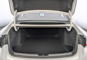 Новый Geely Preface 2026 (8 фото)