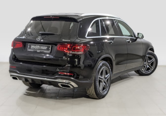 Подержанный автомобиль Mercedes-Benz GLC Coupe 2021 года (5 фото)