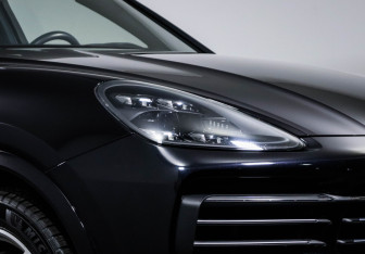 Подержанный автомобиль Porsche Cayenne 2019 года (17 фото)