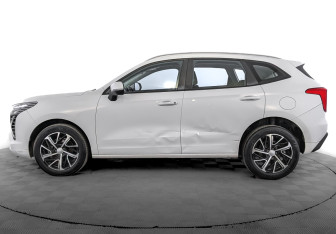 Подержанный автомобиль Haval Jolion 2022 года (8 фото)