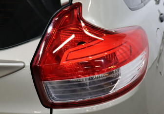 Подержанный автомобиль LADA (ВАЗ) XRAY 2018 года (19 фото)