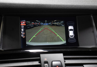 Подержанный автомобиль BMW X4 2017 года (20 фото)