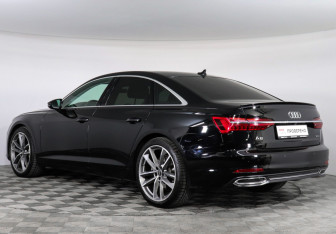 Подержанный автомобиль Audi A6 Sedan 2021 года (7 фото)