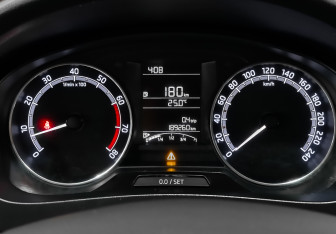 Подержанный автомобиль Skoda Rapid Liftback 2019 года (16 фото)