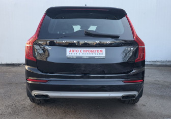 Подержанный автомобиль Volvo XC90 2021 года (6 фото)