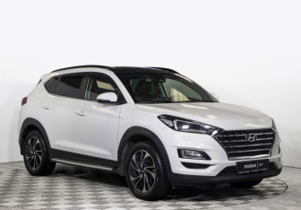 Подержанный автомобиль Hyundai Tucson 2020 года (3 фото)