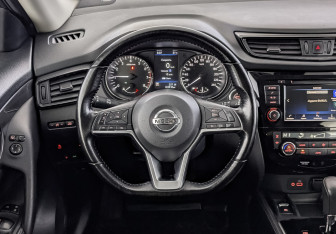 Подержанный автомобиль Nissan X-Trail 2021 года (22 фото)