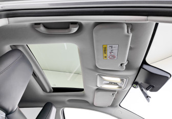 Подержанный автомобиль Changan UNI-T 2023 года (22 фото)