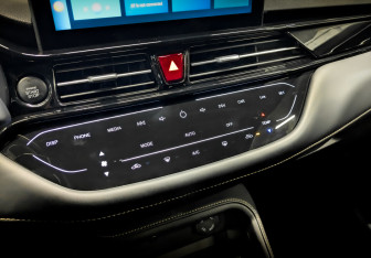 Новый Москвич 3 2025 (27 фото)