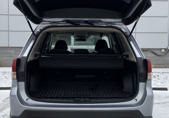 Подержанный автомобиль Subaru Forester Suv 2019 года (10 фото)