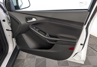 Подержанный автомобиль Ford Focus Wagon 2019 года (25 фото)