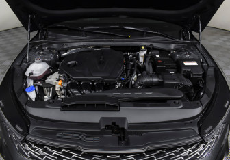 Подержанный автомобиль Kia K5 2021 года (9 фото)