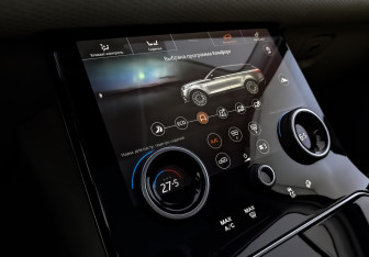 Подержанный автомобиль Land Rover Range Rover Velar 2018 года (28 фото)