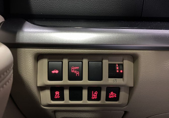 Подержанный автомобиль Subaru Legacy Sedan 2019 года (26 фото)