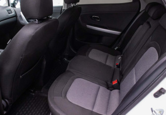 Подержанный автомобиль Kia Ceed Hatchback 2018 года (11 фото)