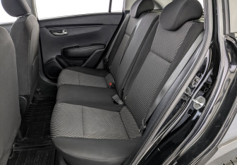 Подержанный автомобиль Kia Rio Hatchback 2020 года (17 фото)