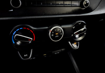 Подержанный автомобиль Kia Rio Hatchback 2021 года (26 фото)