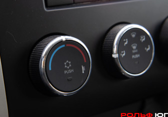 Подержанный автомобиль УАЗ Patriot 2020 года (14 фото)