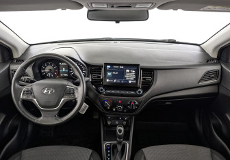 Подержанный автомобиль Hyundai Solaris Sedan 2021 года (14 фото)