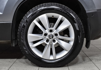 Подержанный автомобиль Skoda Karoq 2020 года (9 фото)