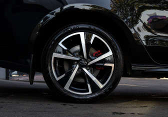 Подержанный автомобиль Kaiyi E5 2023 года (19 фото)