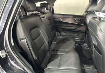 Подержанный автомобиль Chery Tiggo 8 2020 года (11 фото)