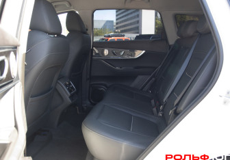 Подержанный автомобиль Chery Tiggo 7 Pro Max 2024 года (8 фото)