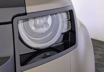 Подержанный автомобиль Land Rover Defender Suv 2021 года (11 фото)
