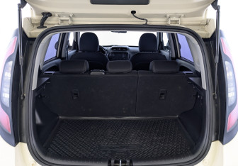 Подержанный автомобиль Kia Soul 2019 года (10 фото)