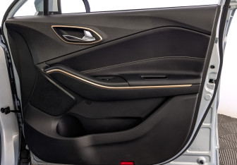 Подержанный автомобиль Москвич 3е 2023 года (25 фото)