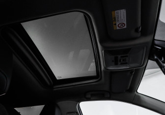 Подержанный автомобиль Toyota RAV4 2022 года (16 фото)