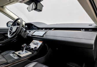 Подержанный автомобиль Land Rover Range Rover Evoque 2021 года (11 фото)