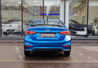 Подержанный автомобиль Hyundai Solaris Sedan 2018 года (7 фото)