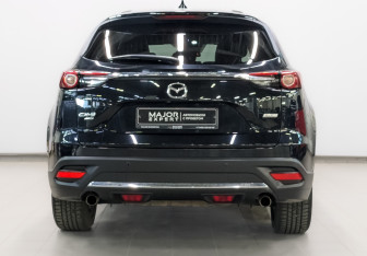Подержанный автомобиль Mazda CX-9 2018 года (6 фото)
