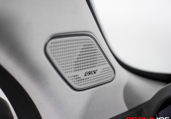 Подержанный автомобиль Changan UNI-K 2023 года (19 фото)