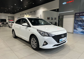 Подержанный автомобиль Hyundai Solaris Sedan 2020 года (3 фото)