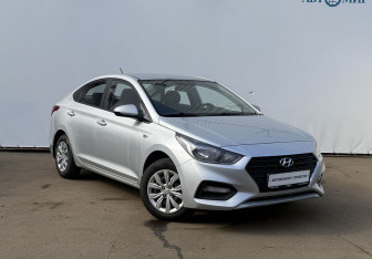 Подержанный автомобиль Hyundai Solaris Sedan 2017 года (3 фото)