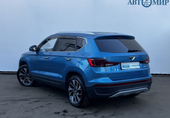 Подержанный автомобиль Jetta VS5 2022 года (7 фото)