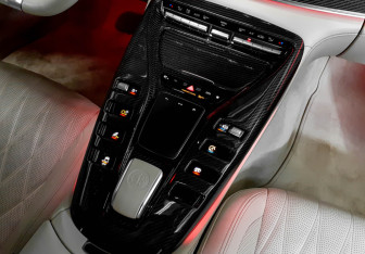 Подержанный автомобиль Mercedes-Benz AMG GT Liftback 2021 года (32 фото)